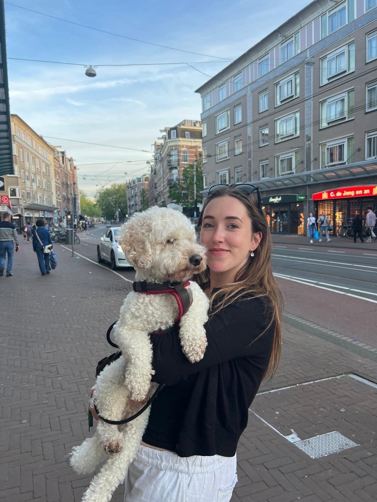 Dara, pet sitter in Amsterdam, photo 1