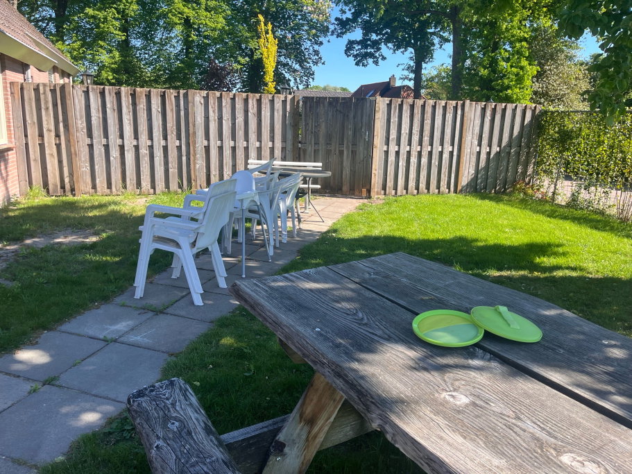 Mirjam, dierenoppas in Noordscheschut, foto 4