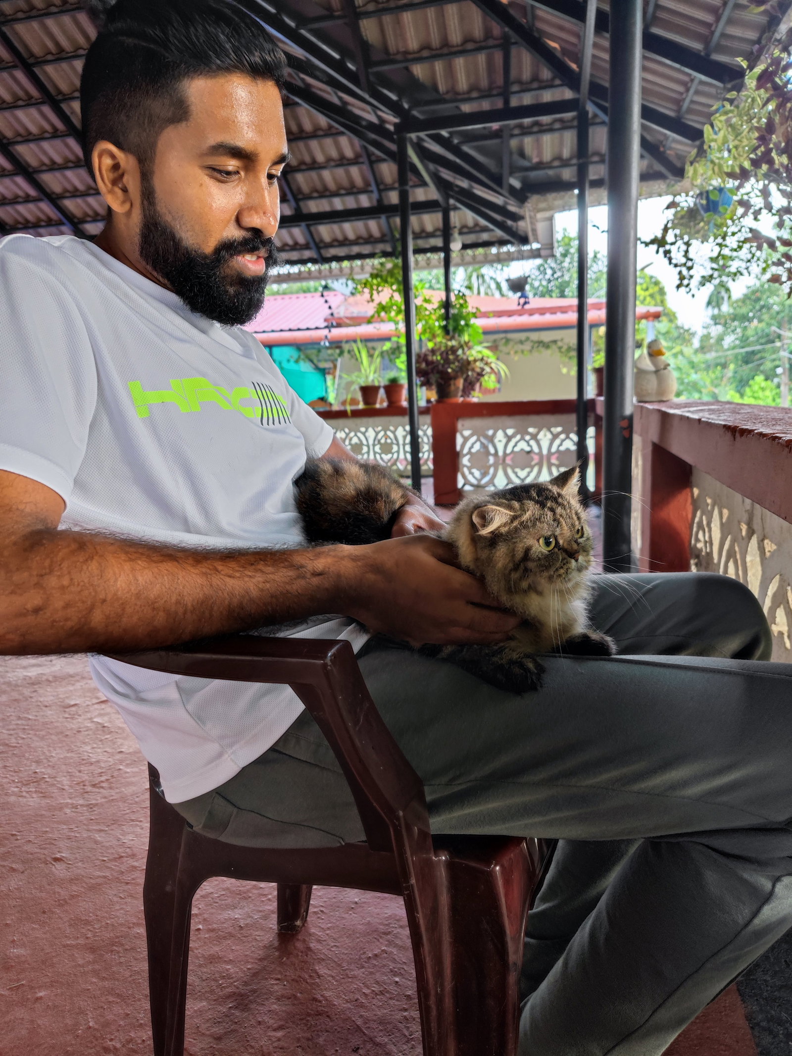Vinoth, pet sitter in Spijkenisse, photo 3