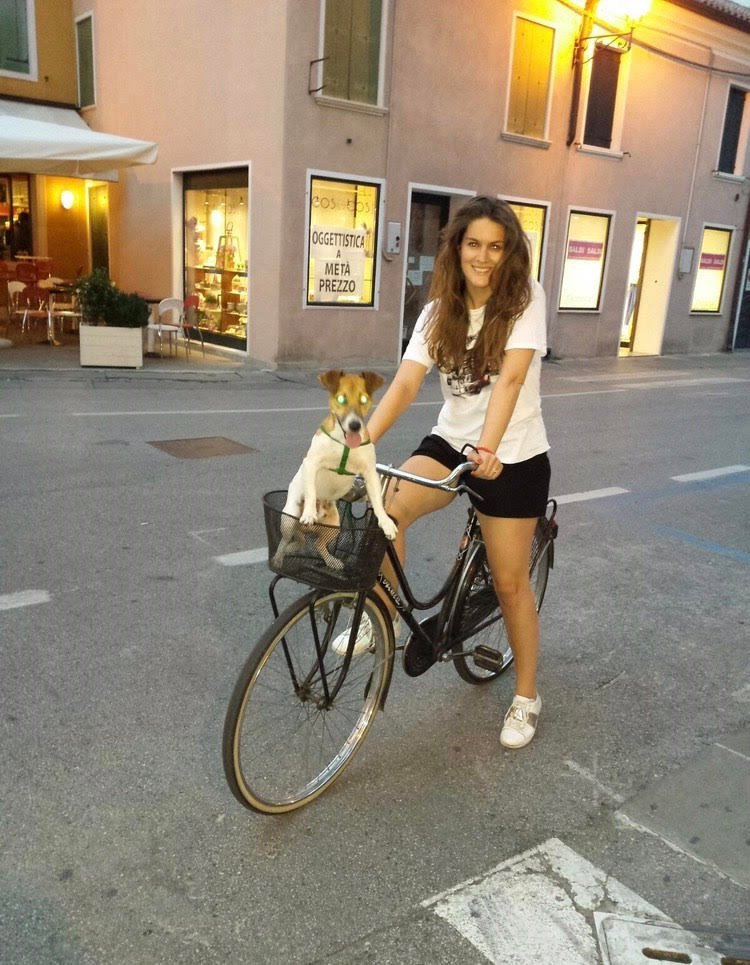 Isabella, pet sitter in Amsterdam, photo 1