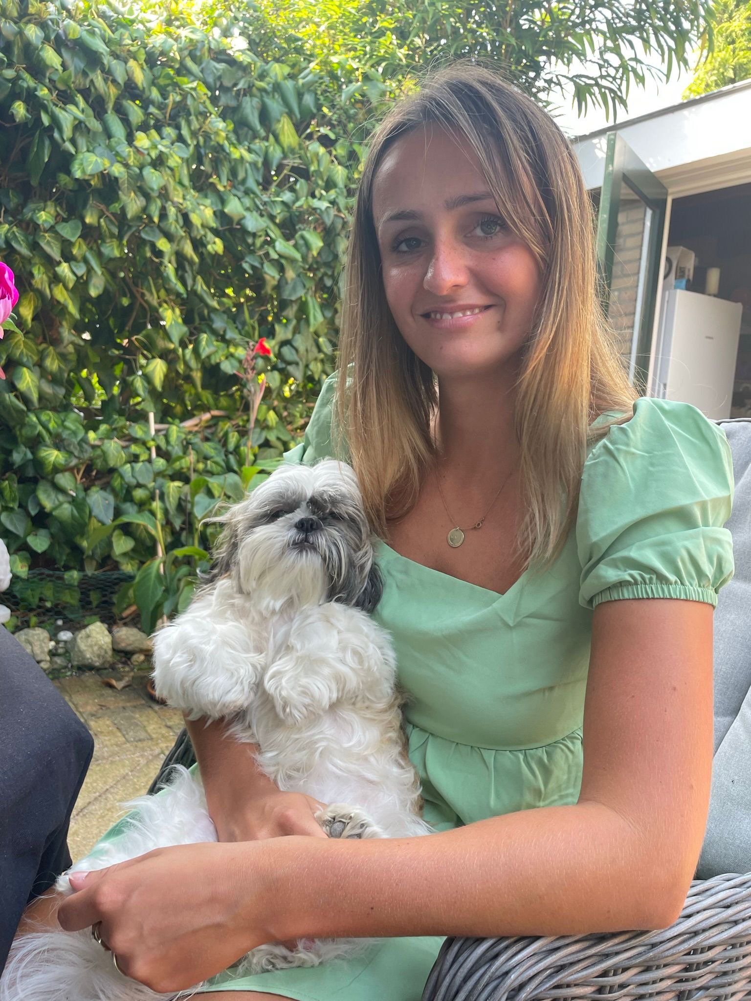 Iris, pet sitter in Leende, photo 1