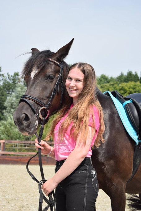 Kayleigh, dierenoppas in Nijkerk, foto 4