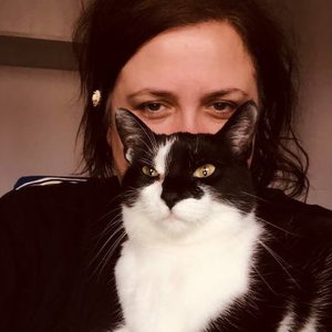 Tatjana, Cat Sitting in Munchen