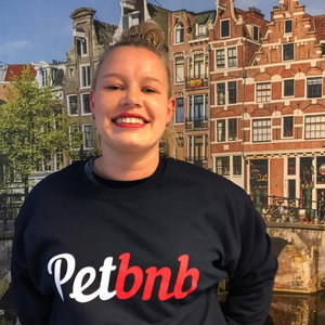 Julia, Hondenpension in Wormerveer