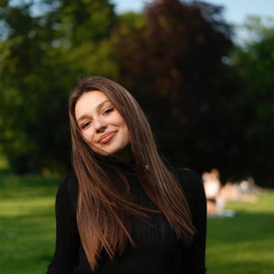 Andreea, Welpenbetreuung in Garching Bei Munchen