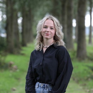 Jonne, Kattenoppas in Egmond Binnen