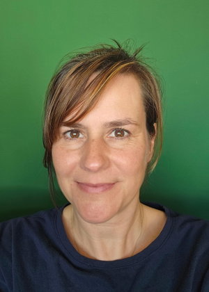 Yvonne, Hondenopvang in 's Gravenhage