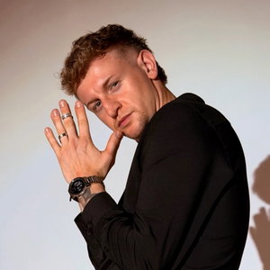 Bartosz, Huisoppas in Afferden