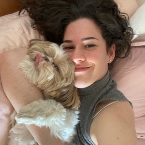 Sofia, Hondenoppas in Amsterdam