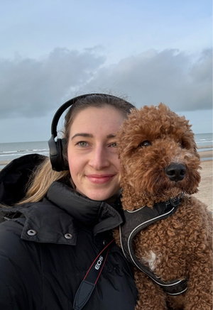 Romy, Hondenoppas in Rotterdam