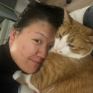 Shengnan(Victoria), Kattenoppas in 's Gravenhage