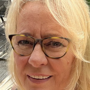Anneli, Seniorenhundebetreuung in Konigswinter