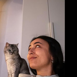 Melis, Katzensitter in Ahrensfelde