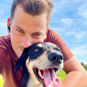 Adriaan, Seniorenhundebetreuung in Neuss