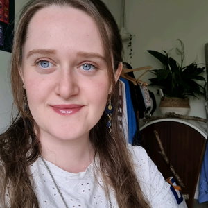 Cécile, Hondenoppas in Amsterdam