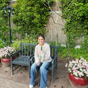Sarah, Dierenoppas in Soesterberg