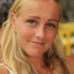 Robin Simone, Hondenopvang in Kom Loosduinen, S Gravenhage