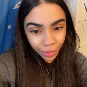 Anissa, Hondenuitlaatservice in Brasschaat