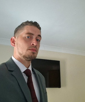 Brendan, Hondenuitlaatservice in Zeist