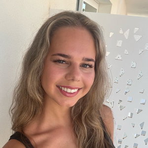 Marlou, Seniorenopvang in Heeten