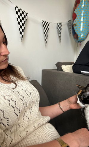 Camilla A., Kattenoppas in 's Gravenzande