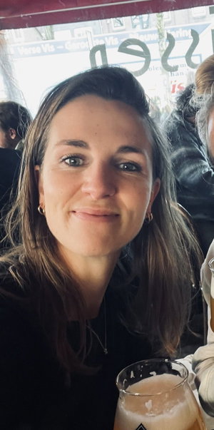 Emma, Hondenoppas in De Pijp, Amsterdam