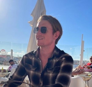 Jelle, House Sitting in Ouderkerk Aan Den Ijssel