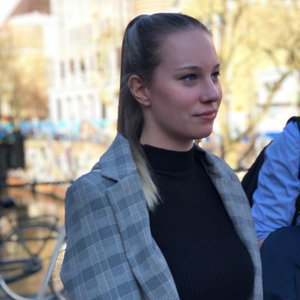 Amber, Hondenoppas in Tilburg