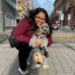 Deepika, Seniorenhundebetreuung in Mannheim